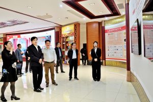 國家藥監(jiān)局副局長徐景和視察仁和集團(tuán)