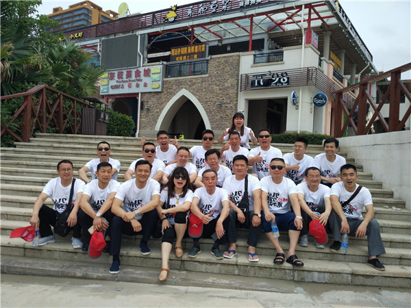 1525676637086057943.jpg 2427d59fb38f7efe3364a3a856771ea7_副本.jpg